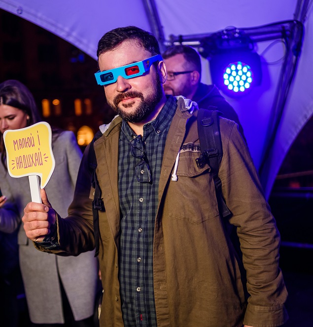 Сенічкін, Хамайко, Лобода, Сараула, Гріцфельдт першими побачили, як у Всесвіт полетіли дитячі малюнки